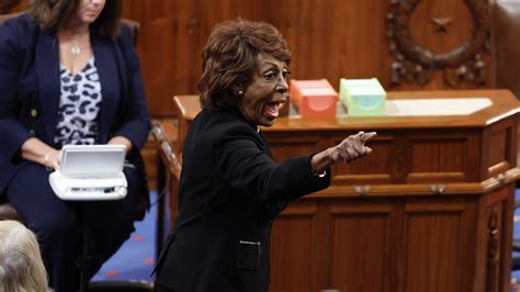 Rep Elect Maxine Waters Appears To Get In Shouting Match With