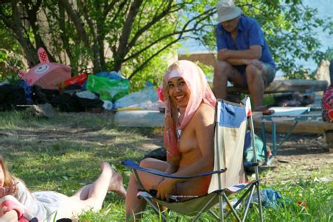 Smoking Nude Russian Girls Russian Sexy Girls