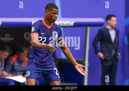 Hamburg Deutschland Juni Denzel Dumfries Aus Den Niederlanden