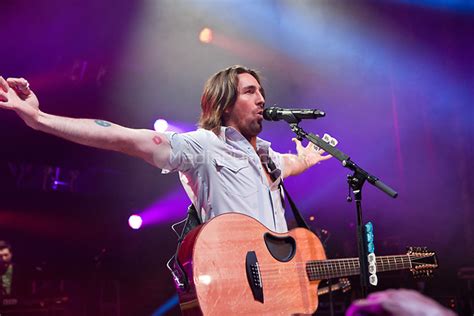 Jake Owen Performs At The Royal Oak Music Theatre Mi Mediapunch