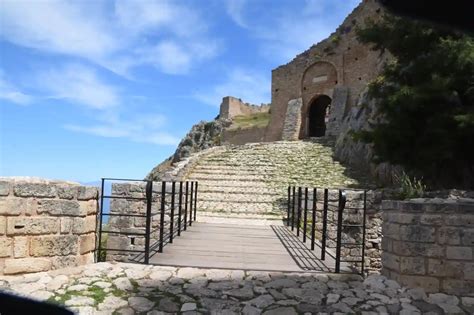 The Beauty of Acrocorinth: A Glimpse into Greece's Rich History