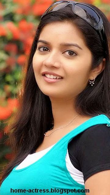 Hot Bangladeshi Girl Swathi Shathi Hot And Sexy Stil Picture And