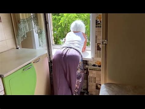 Mature MILF With A Big And Sexy Ass Waited For Anal Sex On The Floor XVIDEOS