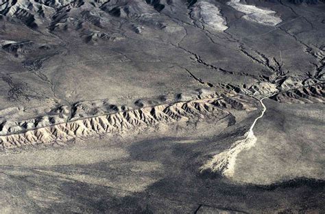 visiting  san andreas fault  palm springs