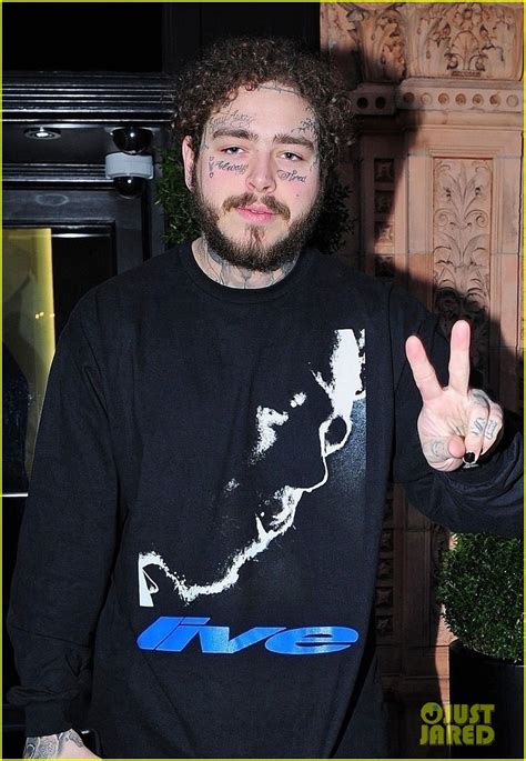 Post Malone Is All Smiles While Shopping In London While On Tour Photo 4256885 Pictures