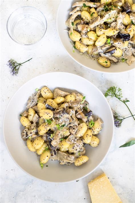 Gnocchi Met Truffelsaus Recept De Kokende Zussen