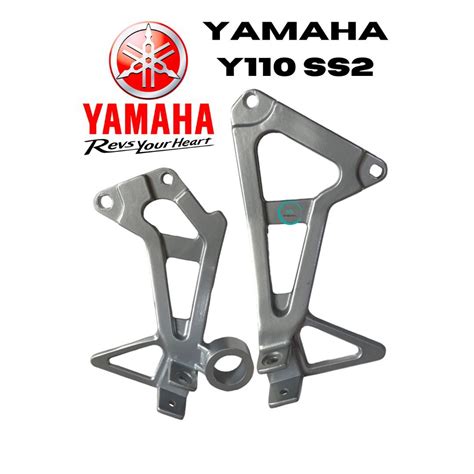 YAMAHA REAR FOOTREST BRACKET SILVER GREY YAMAHA REAR FOOT REST BRACKET