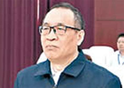 人行前副行長受賄 判死緩沒收財產 東方日報