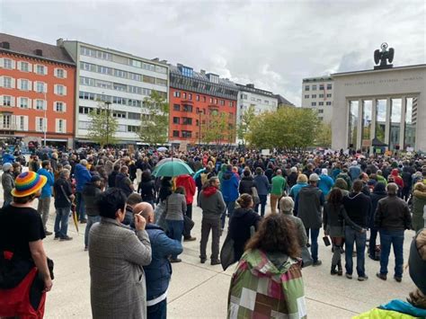 Kundgebung F R Demokratie Und Vielfalt