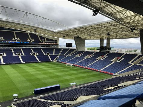 Euro 2004: Estádio do Dragao – StadiumDB.com