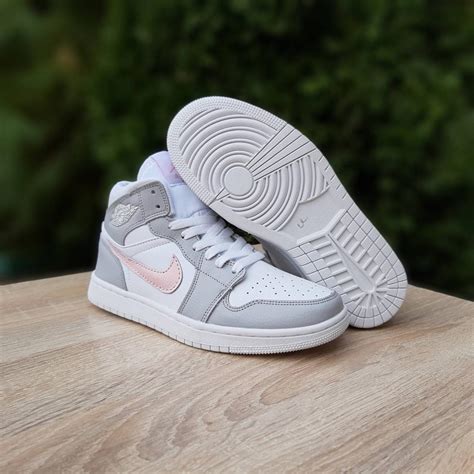Купить Кроссовки НАЙК ДЖОРДАН Air Jordan 1 Retro High высокие кожа ...