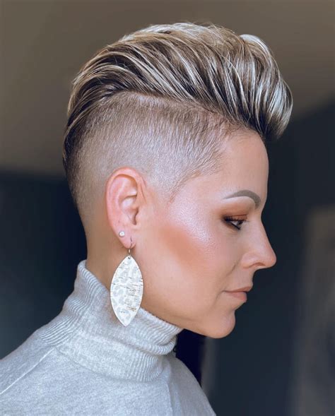 20 Pompadour Hairstyles For Women To Try In 2022