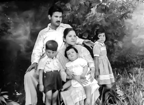 imran khan childhood
