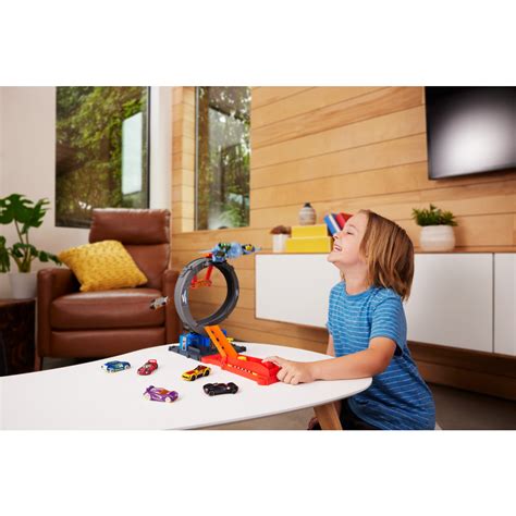 Ripley Pista Hot Wheels Htn Juguete Ataque Murcielago