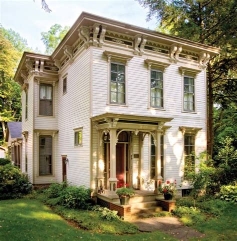 25 Inspiring Exterior House Paint Color Ideas: Modern Victorian ...