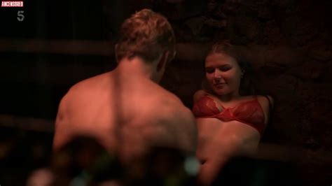 Phoebe Roberts Nude Pics Page