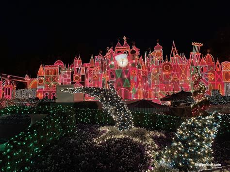 When Does Disneyland Decorate For Christmas End Adore Ardelis