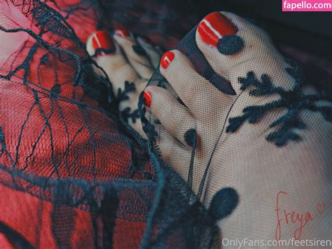 Siren Goddess Nude Photo