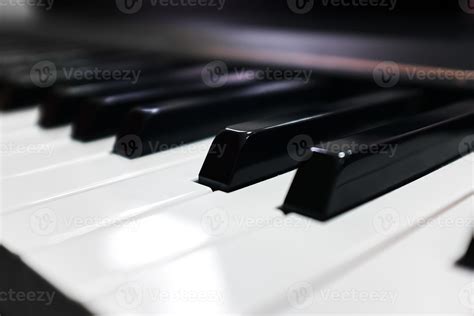 Keyboard Synthesizer Piano Keyboard With Selective Focus Classic