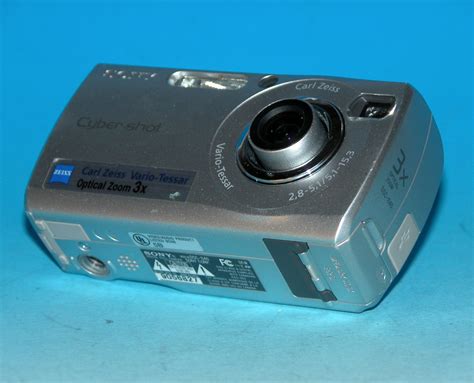 Sony Cyber Shot Dsc S Mp Digital Camera Silver