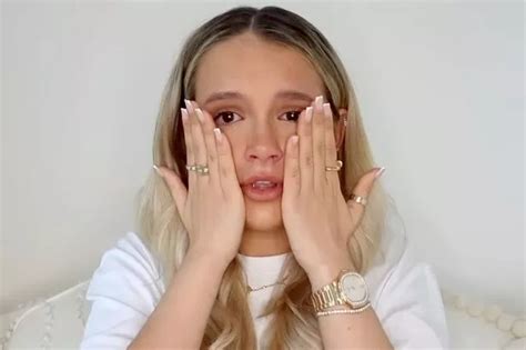 Molly Mae Breaks Down In Tears On Video And Admits Shes Struggling