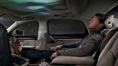 Volvos S Ambient Concept Lets You Enjoy The Northern Lights From The