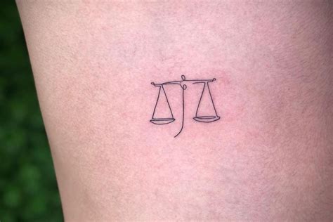 Tatuagem Do Signo De Libra 15 Ideias Para Quem Ama Astrologia