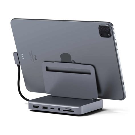 Satechi Aluminum Stand and Hub transforms Apple iPad Pro into a desktop