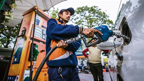 Govt Increases Windfall Tax On Crude Petroleum To 3 200 Tonne Mint