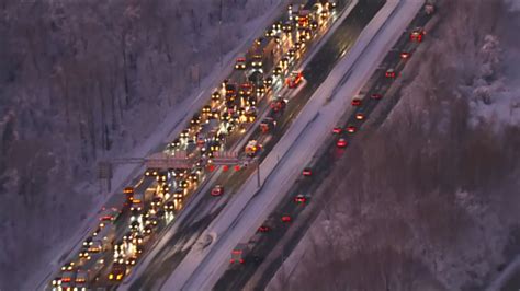 I-95 traffic pileup in Virginia leaves hundreds of drivers stranded for ...