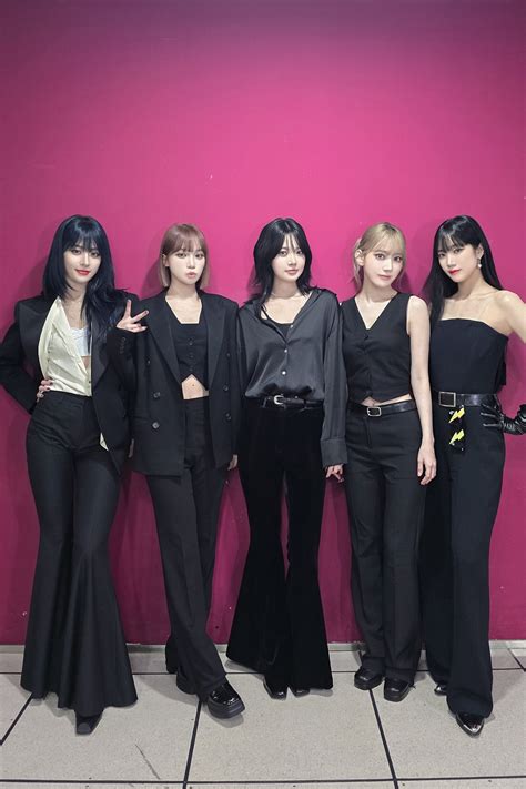 D編集長の裏ブログ LE SSERAFIMCRAZY1 800 hot n funステージ衣装まとめ