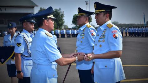 Foto Jenderal Penerbang Eks Direktur Badan Intelijen TNI Resmi Dilantik