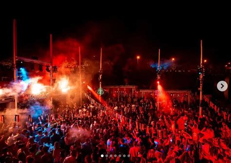 10 Best Beach Club Athens - The Green Voyage