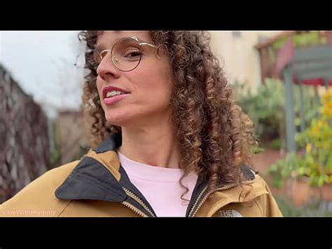 Madrastra se folla al amigo de su hijastro en una excursión judía XVIDEOS