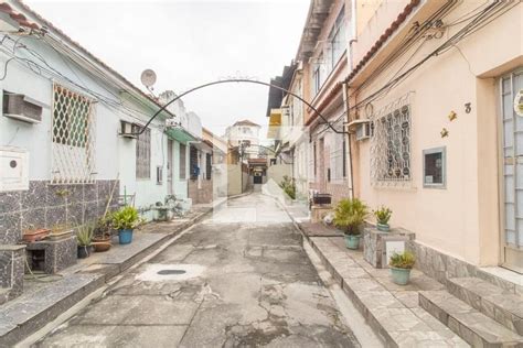 Condom Nio Em Rua Uranos Olaria Rio De Janeiro Alugue Ou