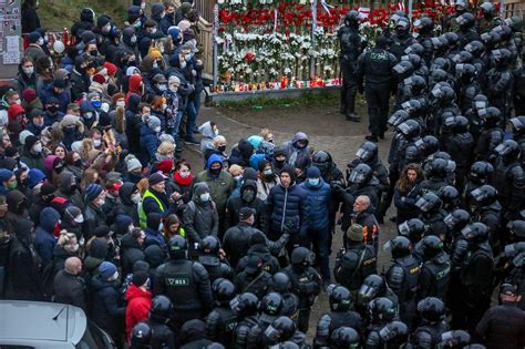 La Jornada Más de 500 detenidos por protestas en Bielorrusia