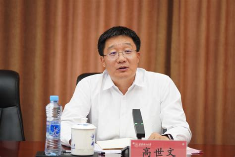 抚州市委副书记、市长高世文一行到东华理工大学调研指导