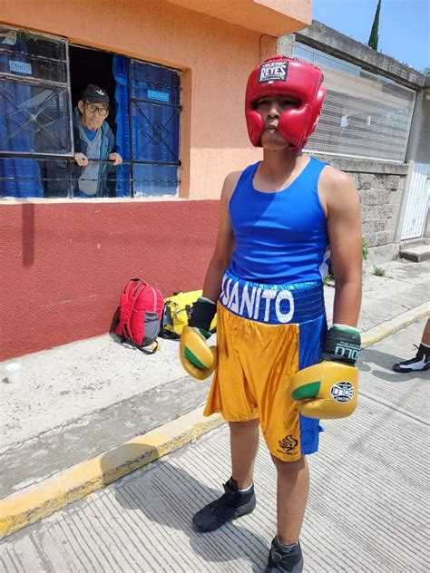 EL JOVEN BOXEADOR JUAN MIGUEL CRUZ MORENO CONQUISTA EL CINTURÓN DE