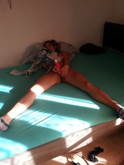 Anik Von Hinten 20171029 144324 Porn Pic