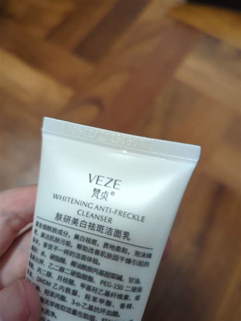 Veze whitening anti-freckle cleanser, Beauty & Personal Care, Face ...