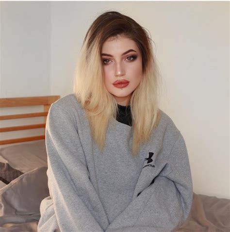 Top N Gaming Streamer Hot Nh T Th Gi I P Elle Man