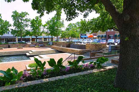 On The Square Downtown Garland Texas Come And Relax On Th Flickr