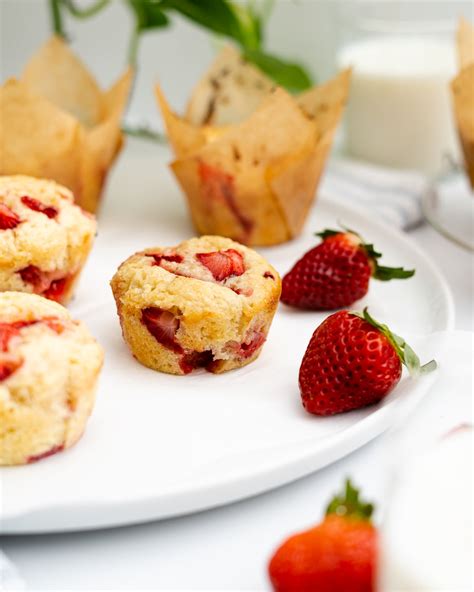 Strawberry Shortcake Muffins | Golden Truffle