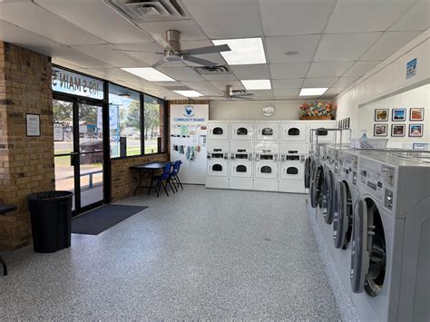 24 hour laundromat near me open now 7