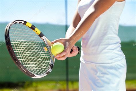 Racket and tennis ball Stock Photo by ©luckybusiness 39654203