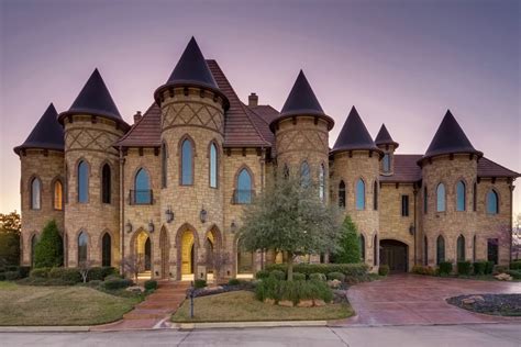 Texas ‘Castle’ Heads to Auction - Mansion Global