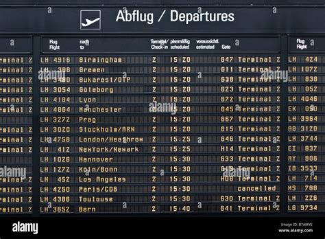 Flight Departure Board High Resolution Stock Photography and Images - Alamy