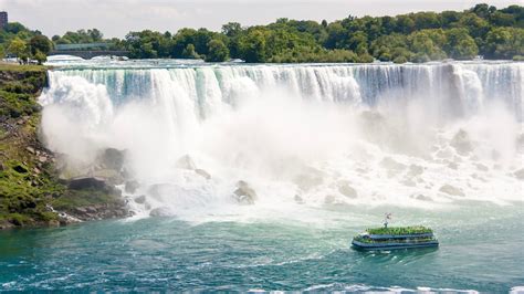 Niagara Falls ‑ Location, Height & Origins