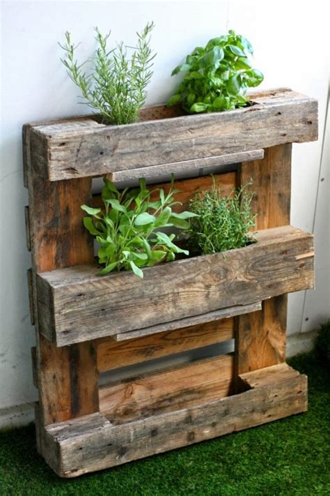 12 Splendide Idee Per Trasformare I Pallet In Affascinanti Fioriere E