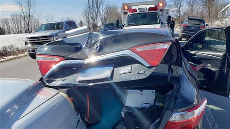 4 Injured In 4 Vehicle Crash In Bethel